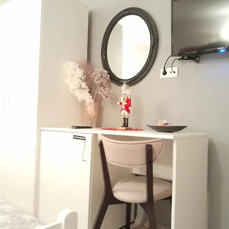 Ponte Free Parking 4* Mostar