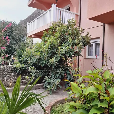 Ponte Free Parking 4*