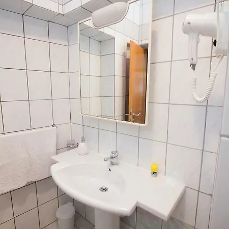 Ponte Free Parking Mostar